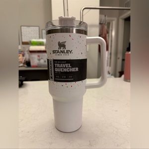 Stanley quencher 40 oz